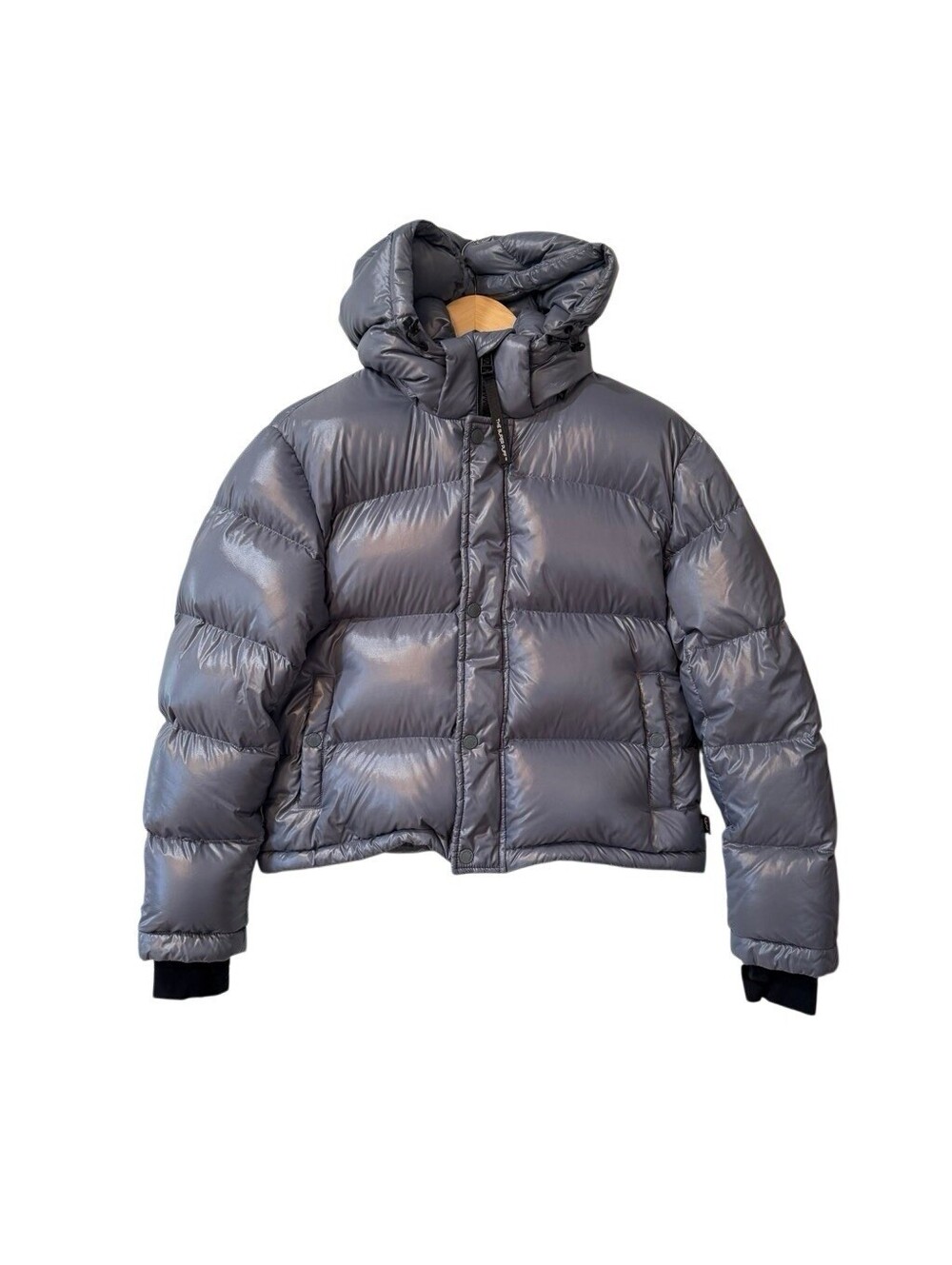 Aritzia Women's The Super Puff Puffer Shorty Jacket Modern Hooded Size Small